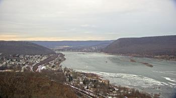 Weather camera view of WHTM Marysville Blue Mtn 1000 ft elev.