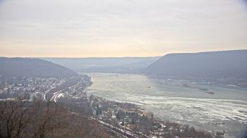 Weather camera view of WHTM Marysville Blue Mtn 1000 ft elev.