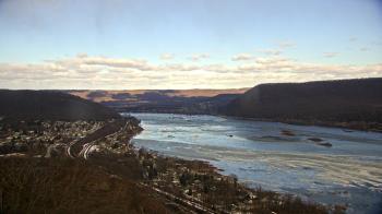 Weather camera view of WHTM Marysville Blue Mtn 1000 ft elev.