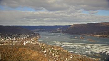 Weather camera view of WHTM Marysville Blue Mtn 1000 ft elev.