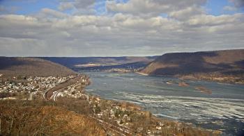 Weather camera view of WHTM Marysville Blue Mtn 1000 ft elev.