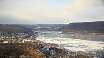 Weather camera view of WHTM Marysville Blue Mtn 1000 ft elev.