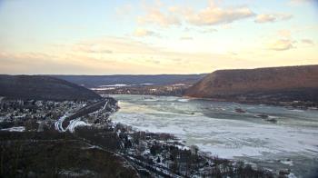 Weather camera view of WHTM Marysville Blue Mtn 1000 ft elev.