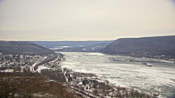 Weather camera view of WHTM Marysville Blue Mtn 1000 ft elev.
