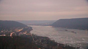 Weather camera view of WHTM Marysville Blue Mtn 1000 ft elev.