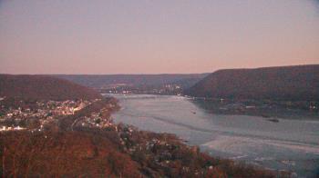 Weather camera view of WHTM Marysville Blue Mtn 1000 ft elev.