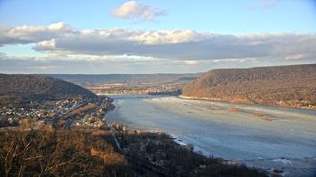 Weather camera view of WHTM Marysville Blue Mtn 1000 ft elev.