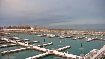 Weather camera view of Waukegan Harbor and Marina.