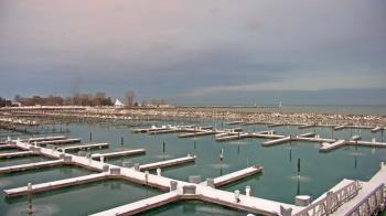 Weather camera view of Waukegan Harbor and Marina.