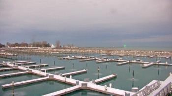 Weather camera view of Waukegan Harbor and Marina.