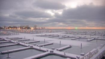 Weather camera view of Waukegan Harbor and Marina.