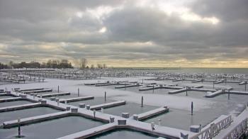 Weather camera view of Waukegan Harbor and Marina.