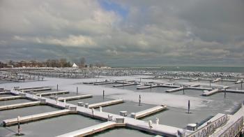 Weather camera view of Waukegan Harbor and Marina.