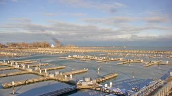 Weather camera view of Waukegan Harbor and Marina.