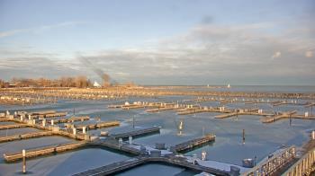 Weather camera view of Waukegan Harbor and Marina.