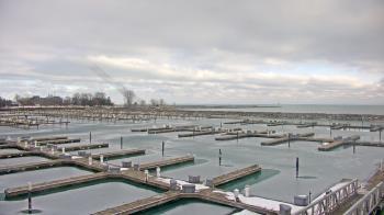 Weather camera view of Waukegan Harbor and Marina.