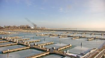 Weather camera view of Waukegan Harbor and Marina.