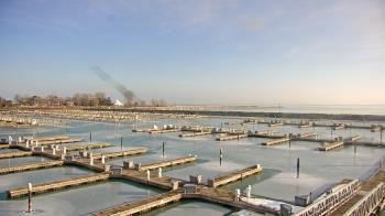 Weather camera view of Waukegan Harbor and Marina.