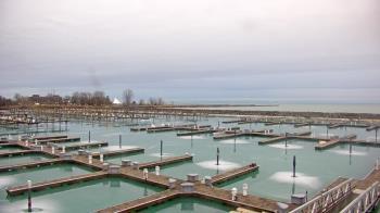 Weather camera view of Waukegan Harbor and Marina.