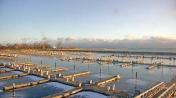 Weather camera view of Waukegan Harbor and Marina.