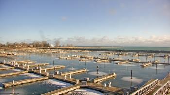 Weather camera view of Waukegan Harbor and Marina.