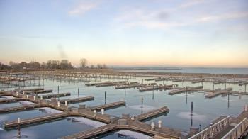 Weather camera view of Waukegan Harbor and Marina.