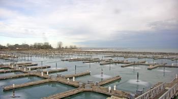 Weather camera view of Waukegan Harbor and Marina.