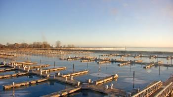 Weather camera view of Waukegan Harbor and Marina.