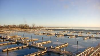 Weather camera view of Waukegan Harbor and Marina.