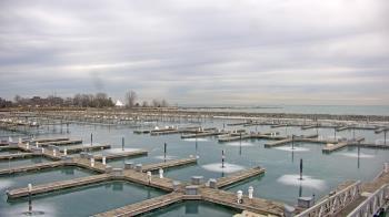 Weather camera view of Waukegan Harbor and Marina.