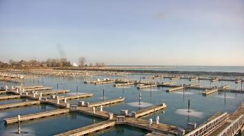 Weather camera view of Waukegan Harbor and Marina.