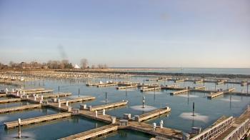 Weather camera view of Waukegan Harbor and Marina.