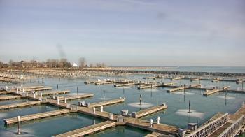 Weather camera view of Waukegan Harbor and Marina.
