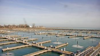 Weather camera view of Waukegan Harbor and Marina.