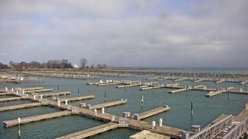 Weather camera view of Waukegan Harbor and Marina.