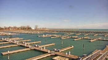 Weather camera view of Waukegan Harbor and Marina.