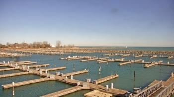 Weather camera view of Waukegan Harbor and Marina.