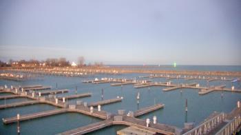 Weather camera view of Waukegan Harbor and Marina.