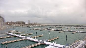 Weather camera view of Waukegan Harbor and Marina.