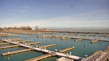 Weather camera view of Waukegan Harbor and Marina.