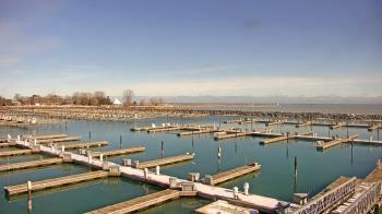 Weather camera view of Waukegan Harbor and Marina.