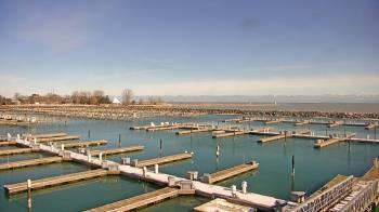 Weather camera view of Waukegan Harbor and Marina.