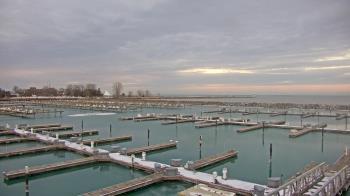 Weather camera view of Waukegan Harbor and Marina.
