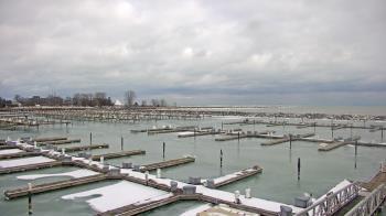 Weather camera view of Waukegan Harbor and Marina.