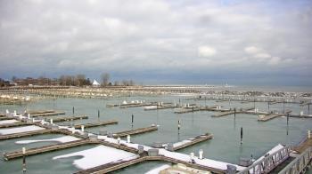 Weather camera view of Waukegan Harbor and Marina.