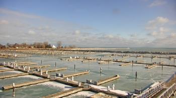 Weather camera view of Waukegan Harbor and Marina.