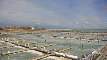 Weather camera view of Waukegan Harbor and Marina.