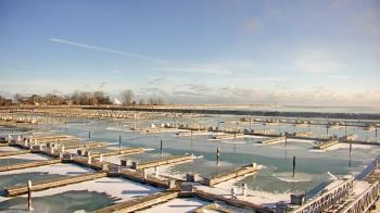Weather camera view of Waukegan Harbor and Marina.