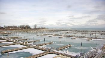 Weather camera view of Waukegan Harbor and Marina.