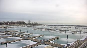 Weather camera view of Waukegan Harbor and Marina.